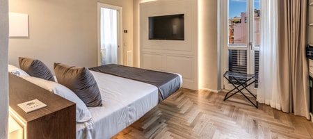 Double Room with Pantheon View – Fourth Floor in the Annex