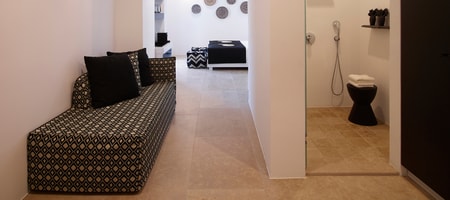 DELUXE SUITE WITH PATIO