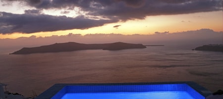 Junior Suite | Caldera Sea & Sunset View - Outdoor Hot Tub