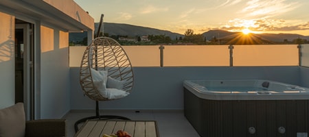 Penthouse 3 bedroom villa (10 persons) - 2 bathrooms - and a terrace with a private hot tub