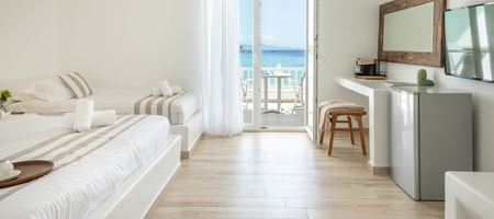 Deluxe Triple Room Sea View
