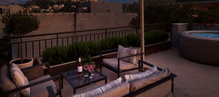 Deluxe Maisonette With Acropolis View And Jacuzzi