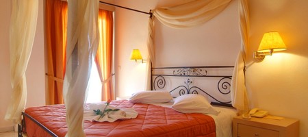 Double or Twin Room with Gorge View