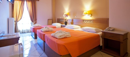 Triple Room with Gorge View