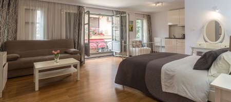 Romantic Room / One bedroom Apartment 40 sqm / Navarxou Apostolou 13