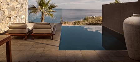 Wave Suite Private Pool