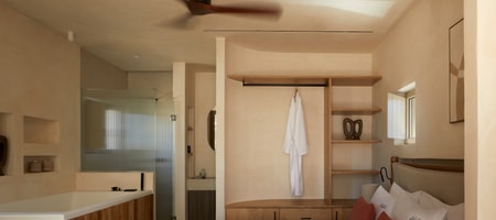 Stylish Premium Suite with Jacuzzi & Access to Shared Heated Pool (Upper Floor)