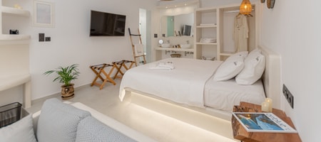 Adama's Suites