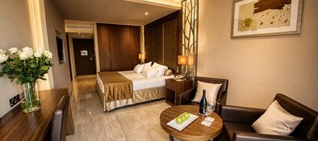 Deluxe Pool or Side Sea View Room