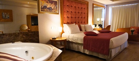 Honeymoon Suite