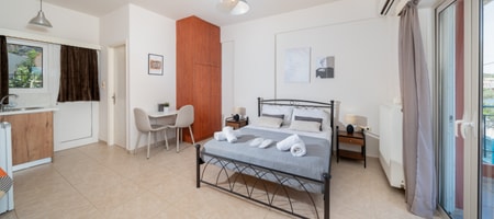 Studio Apartment 1st Floor (5)
