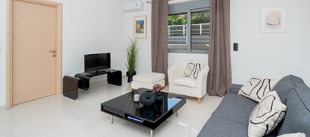Luna Apartment