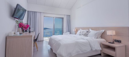 Sea View Twin or Double Room 1st Floor 25m²