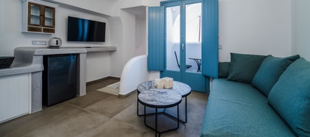Two Level Aegean Pool Suite
