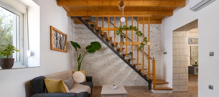 Kostas Nest