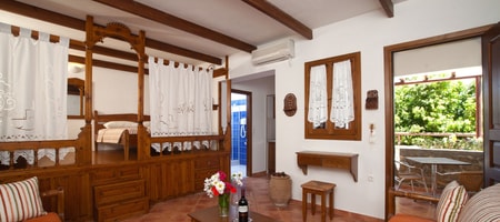 Family Room with Garden View