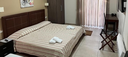 Economy Room