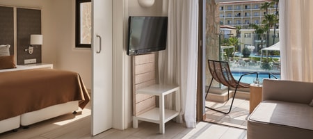 Premium One Bedroom Suite Pool View