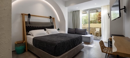 Junior Suite with outside Jacuzzi