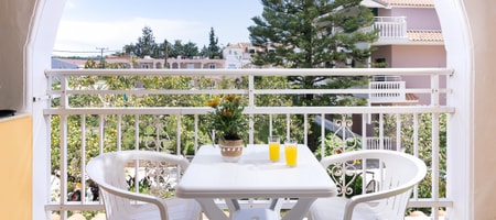 Standard Twin / Double Studio | Garden View [25 m²]