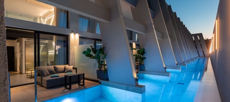Junior Suite with Sharing Pool