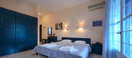 Standard Twin Room with Sea View