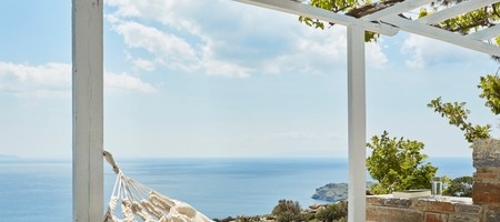 One Bedroom Sea View Apartment
