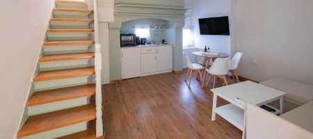 Suite - Split Level