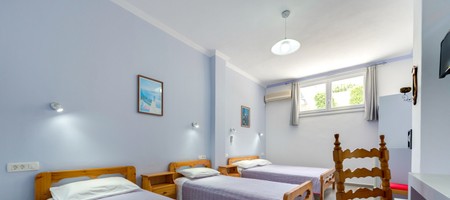 Economy Quadruple Room - Basement