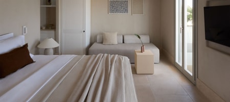 Executive Suite with Private Jacuzzi & Sea View