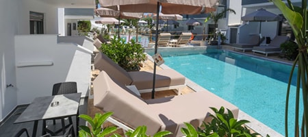 Apartment Pool Front
