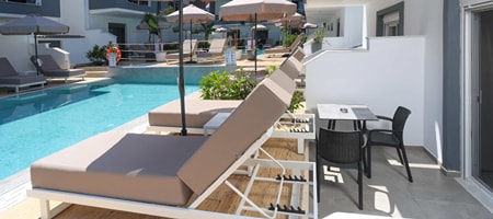 Double Room Pool Front