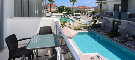 Triple Room Pool View