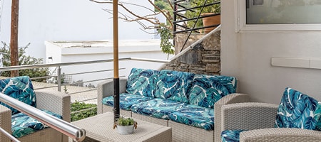 One Bedroom Suite with Veranda 2–4 pax