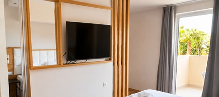 One Bedroom Apartemnt Inland View or Garden view
