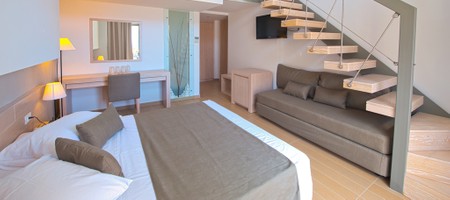 Maisonette with Garden View