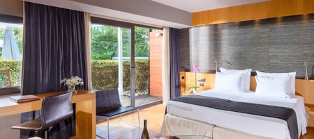 Superior Interconnected Room
