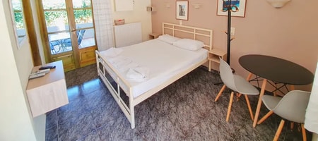 ECONOMY DOUBLE ROOM WITH  GARDEN VIEW