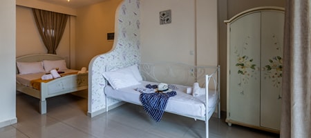 Deluxe Triple Room with Pool View
