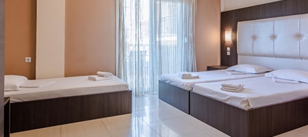Triple Room with Pool View