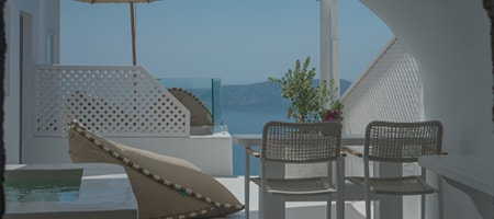 Cave Suite with Outdoor Heated Plunge Pool and Caldera View
