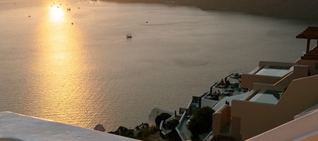 Deluxe Suite with Indoor Ηot Τub and Caldera View