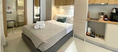 B1 Modern & Cozy Apartment and Balcony