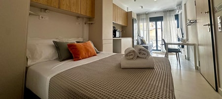 D1 Modern Elegance Studio and Balcony