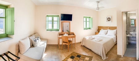 Superior Studio with Partial Sea View