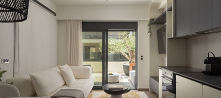 Junior Suite with Patio – Ground Level