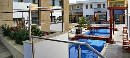 Family Room Swim Up