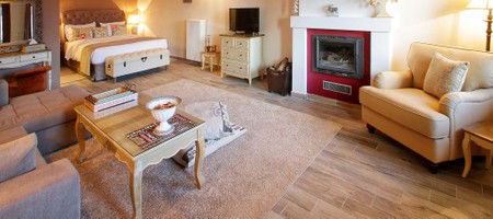 Premium Deluxe Suite with Fireplace (no kids)