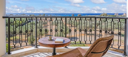 Almyra Maisonette