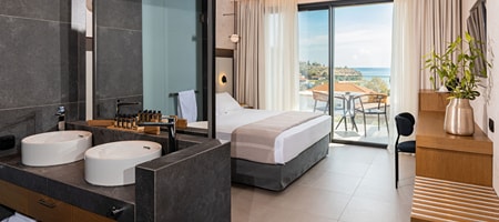Deluxe Double Room with Side Sea View